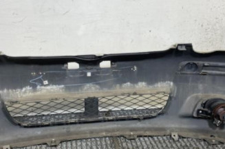 Pare choc avant TOYOTA YARIS 1