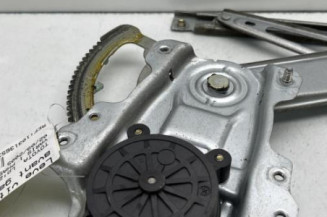 Leve vitre electrique avant gauche TOYOTA YARIS 1