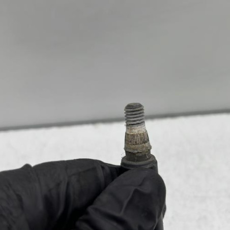 Moteur essuie glace arriere TOYOTA YARIS 1