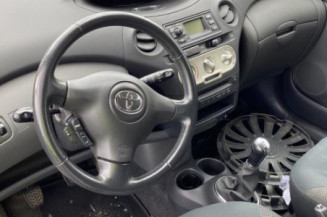 Plage arriere TOYOTA YARIS 1