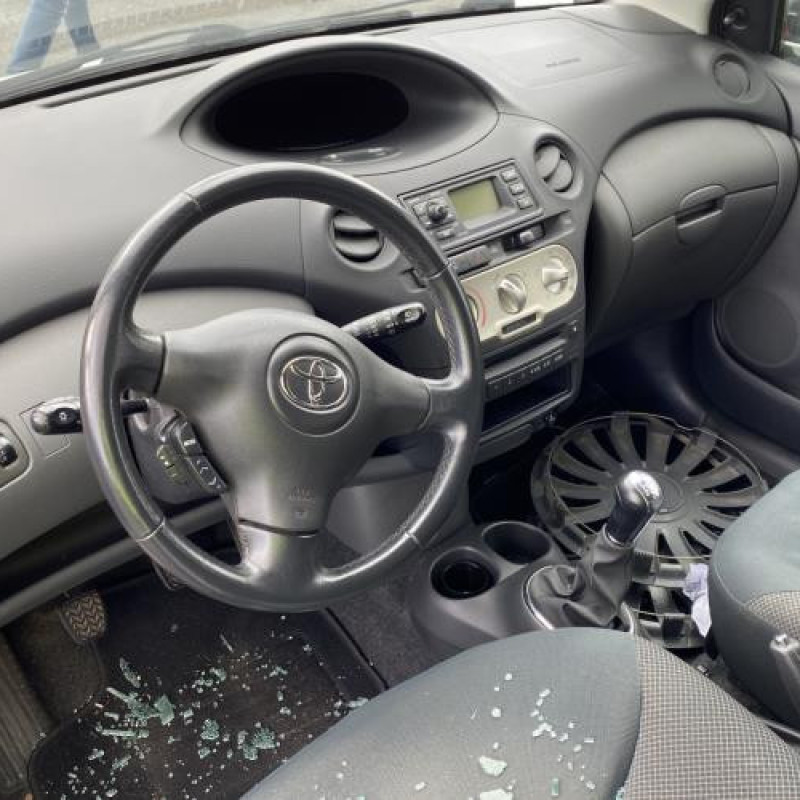 Plage arriere TOYOTA YARIS 1 Photo n°19