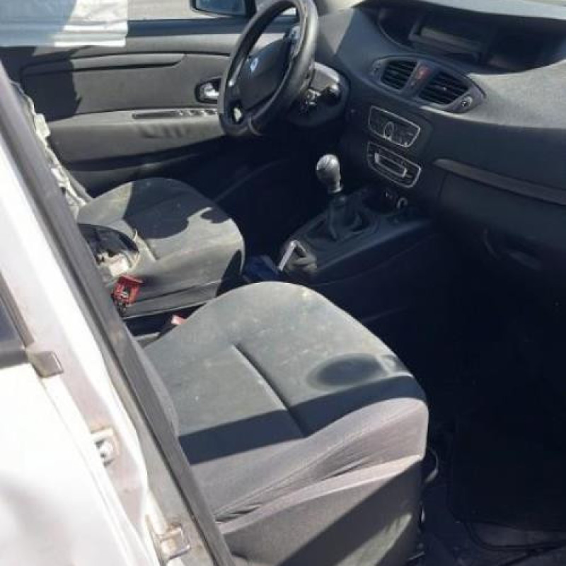 Moteur essuie glace avant droit RENAULT SCENIC 3 Photo n°7