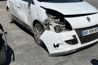 Moteur essuie glace avant droit RENAULT SCENIC 3