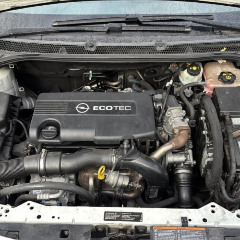 Vitre arriere gauche OPEL ASTRA J Photo n°17