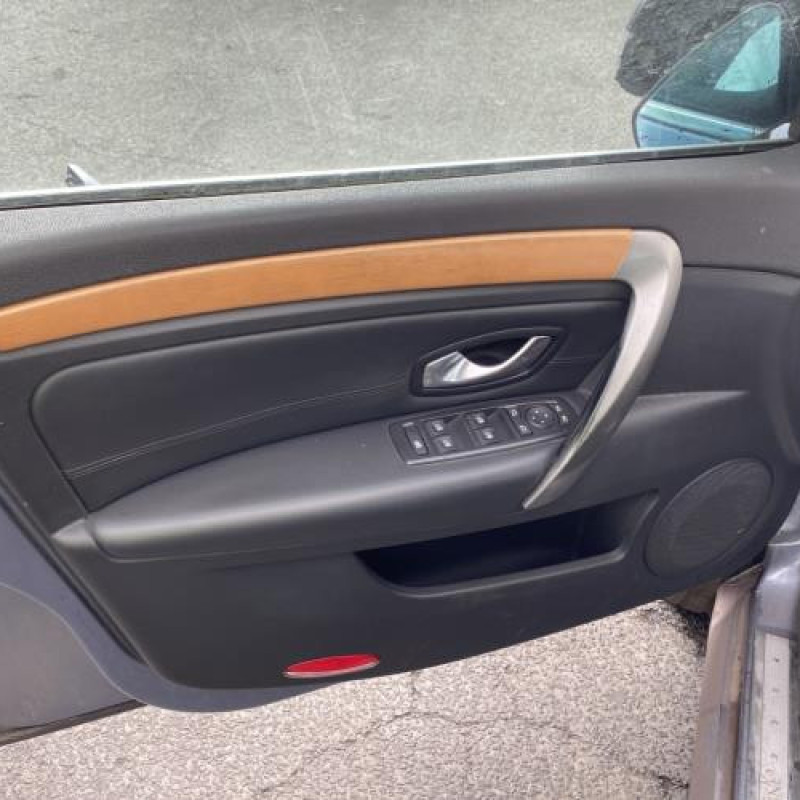 Etrier arriere droit (freinage) RENAULT LAGUNA 3 Photo n°10
