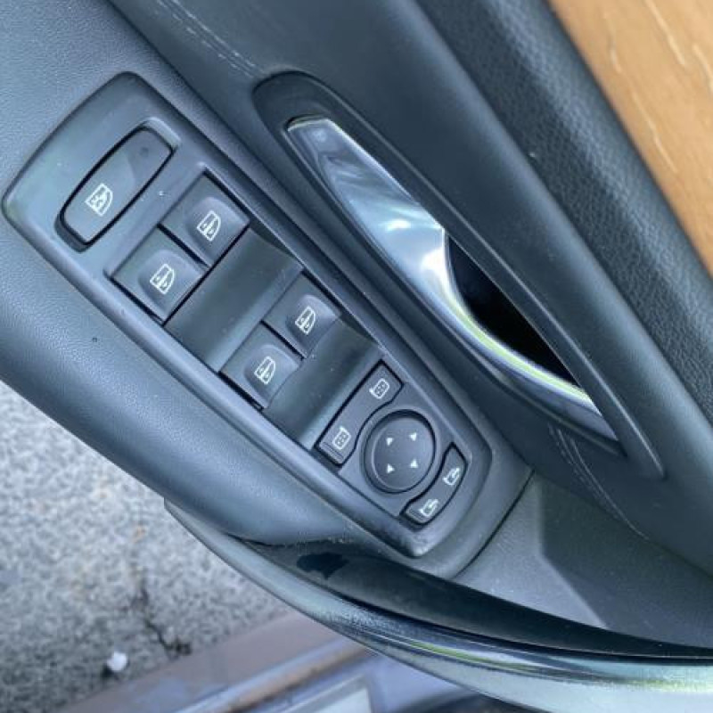 Etrier arriere droit (freinage) RENAULT LAGUNA 3 Photo n°11