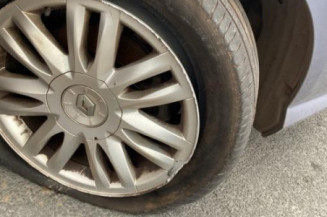 Etrier arriere droit (freinage) RENAULT LAGUNA 3