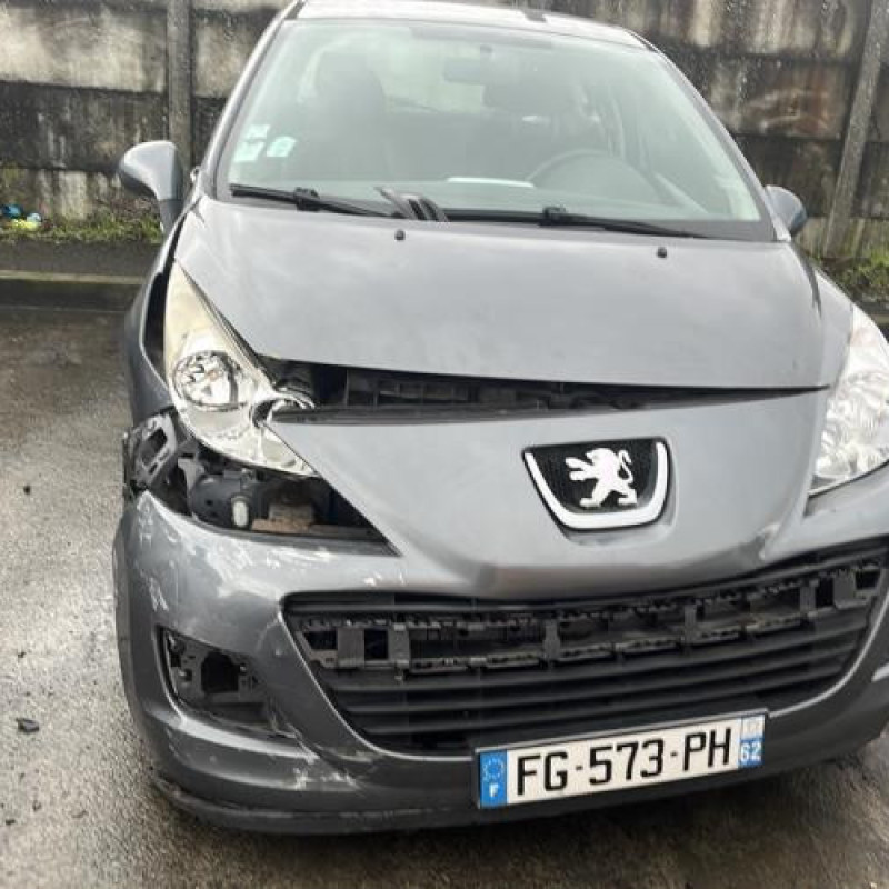 Moteur PEUGEOT 207 Photo n°1