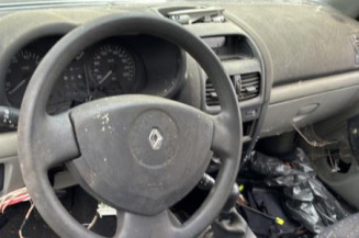 Tambour arriere droit RENAULT CLIO 2