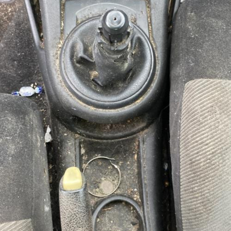 Etrier arriere droit (freinage) CITROEN C4 1 Photo n°17