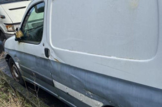 Bouton de warning PEUGEOT PARTNER 1