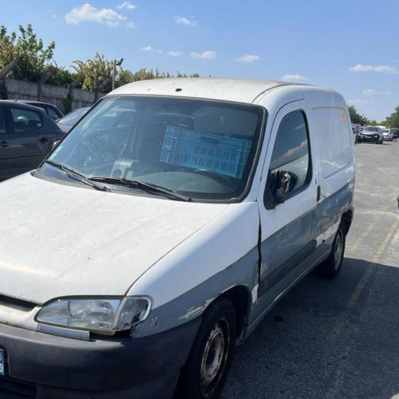 Bouton de warning PEUGEOT PARTNER 1 Photo n°20