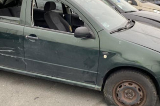 Retroviseur gauche SKODA FABIA 1