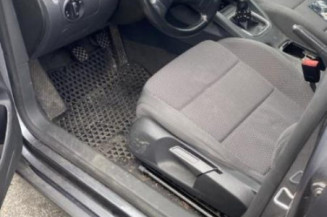 Retroviseur droit VOLKSWAGEN JETTA 3