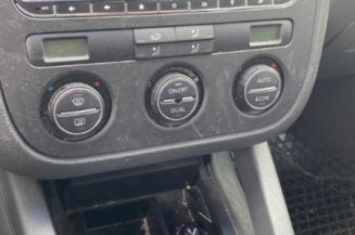 Retroviseur droit VOLKSWAGEN JETTA 3