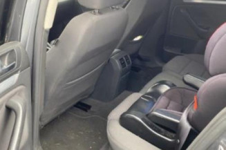 Retroviseur droit VOLKSWAGEN JETTA 3