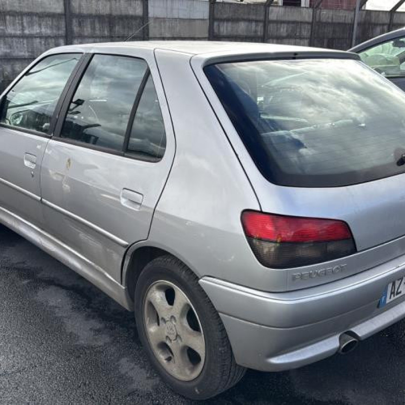 Retroviseur gauche PEUGEOT 306 Photo n°11