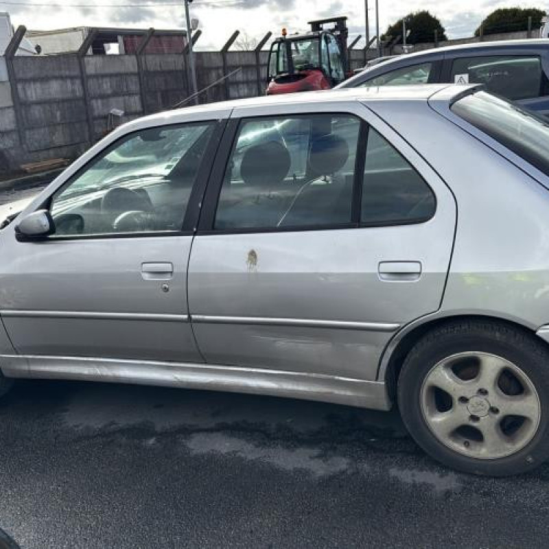 Retroviseur gauche PEUGEOT 306 Photo n°13