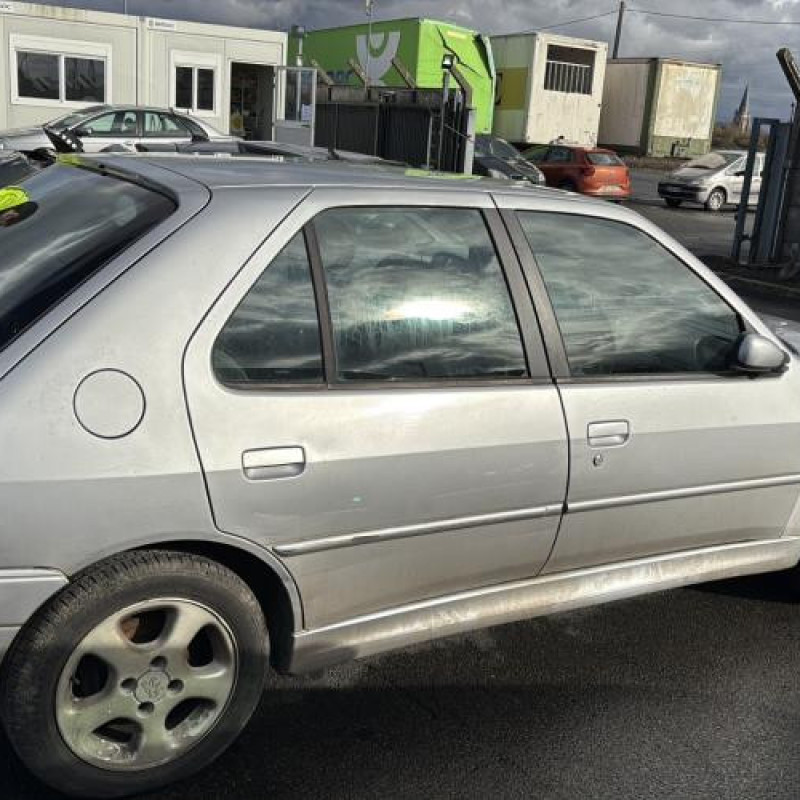 Retroviseur gauche PEUGEOT 306 Photo n°14