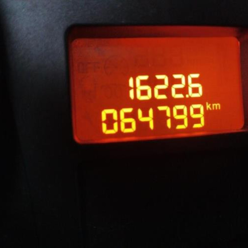 Ceinture arriere gauche PEUGEOT 207 Photo n°4