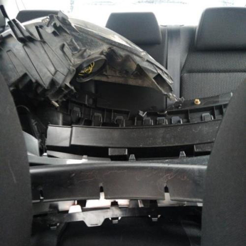 Ceinture arriere gauche PEUGEOT 207 Photo n°9
