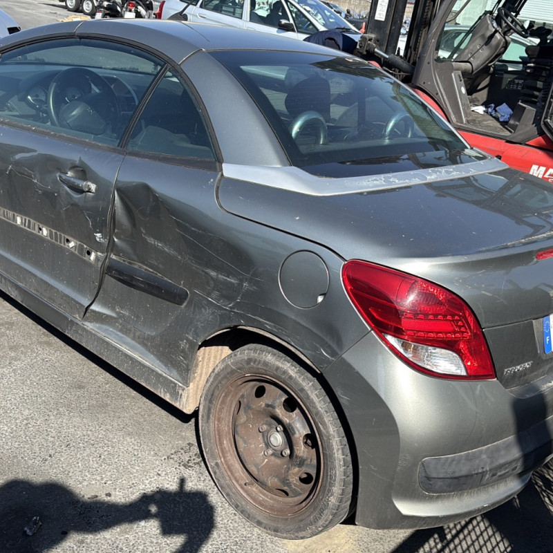 PEUGEOT 207 PHASE 2 CABRIOLET 1.6i - 16V Photo n°15