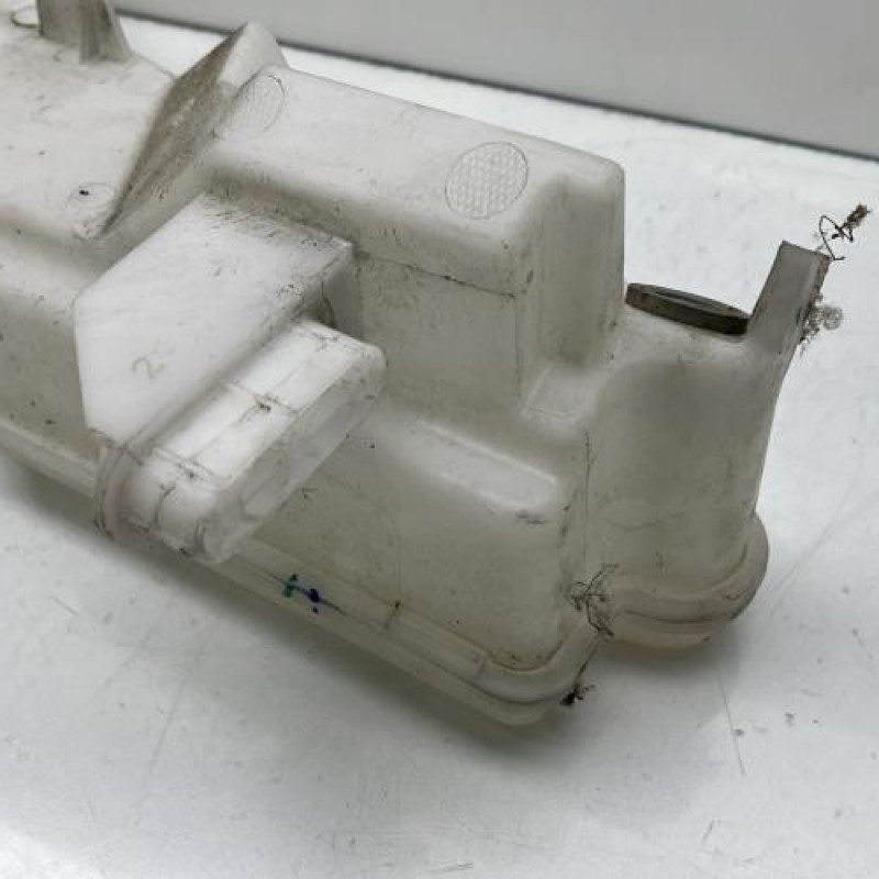 Vase de lave glace RENAULT ARKANA Photo n°6
