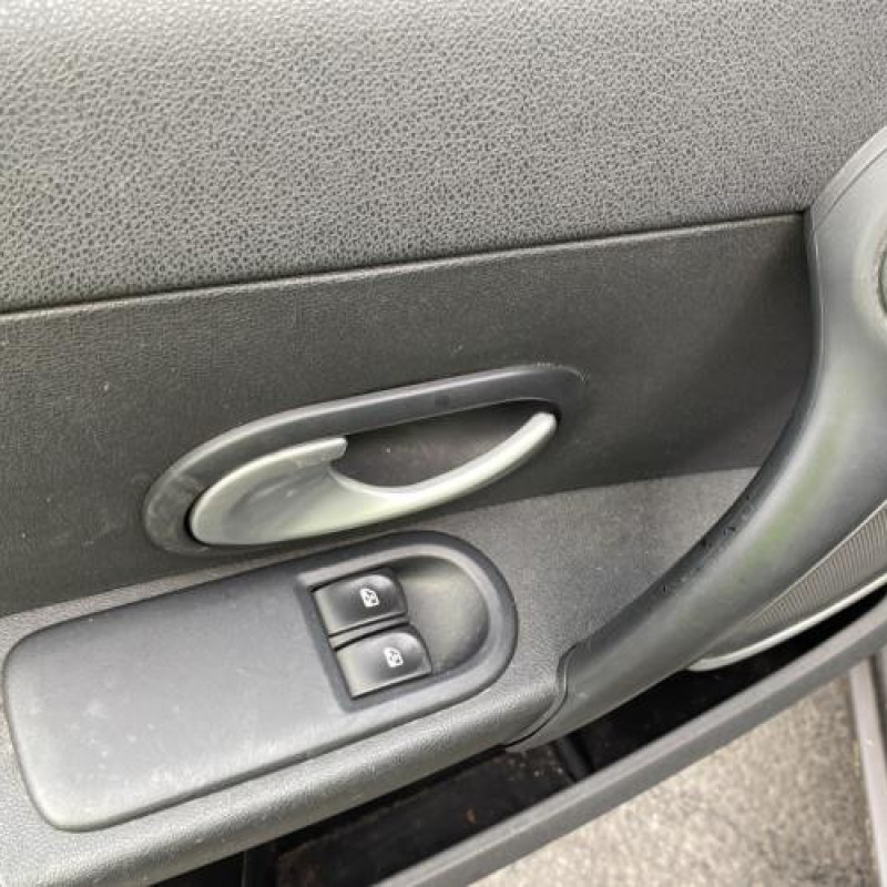 Retroviseur droit RENAULT CLIO 3 Photo n°17