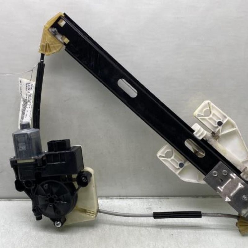 Leve vitre electrique arriere droit SEAT LEON 3 Photo n°3