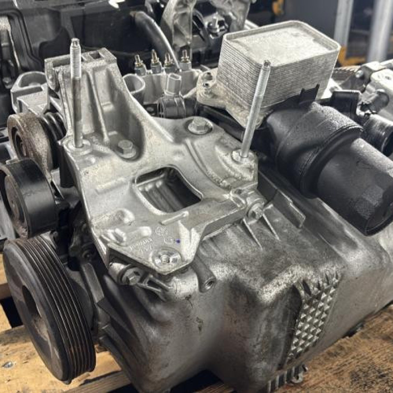 Moteur RENAULT CLIO 5 Photo n°4