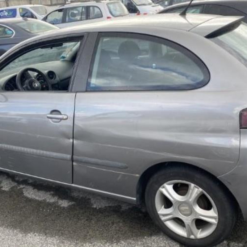 Moteur SEAT IBIZA 3 Photo n°7