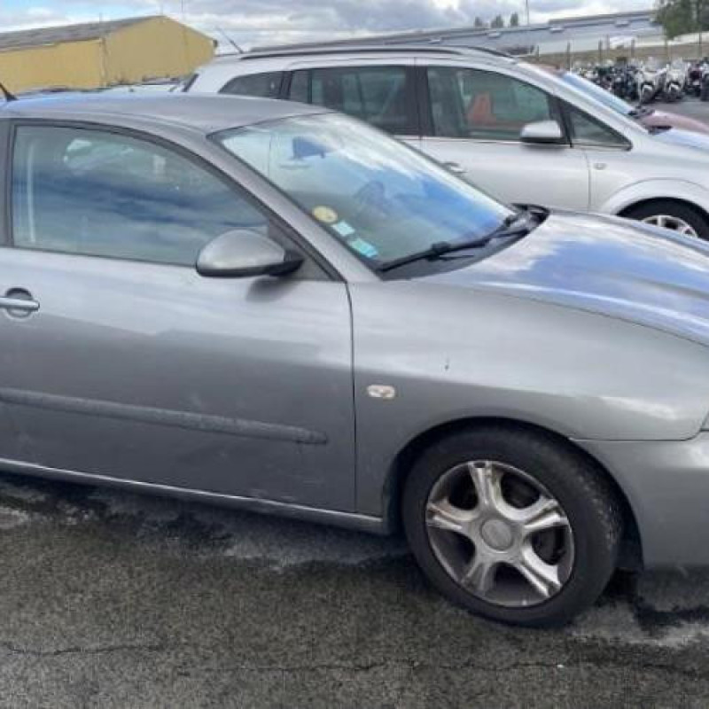 Moteur SEAT IBIZA 3 Photo n°15