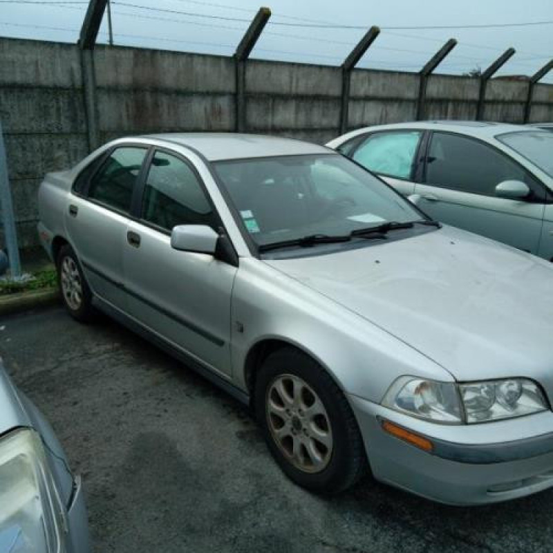 Aile avant gauche VOLVO S 40 1 Photo n°12