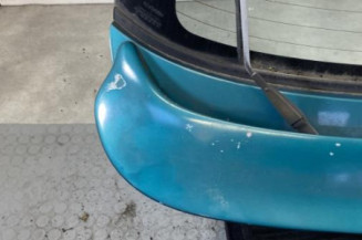 Malle/Hayon arriere MAZDA 323 5