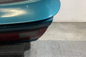 Malle/Hayon arriere MAZDA 323 5
