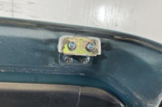 Malle/Hayon arriere MAZDA 323 5