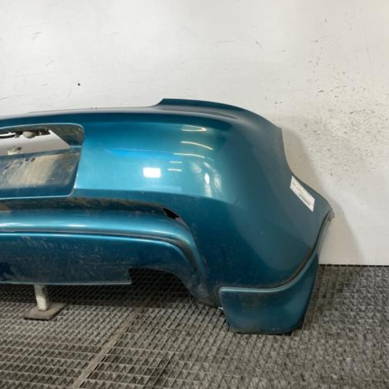 Pare choc arriere MAZDA 323 5 Photo n°3