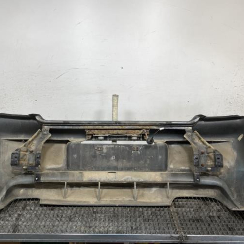 Pare choc arriere MAZDA 323 5 Photo n°4