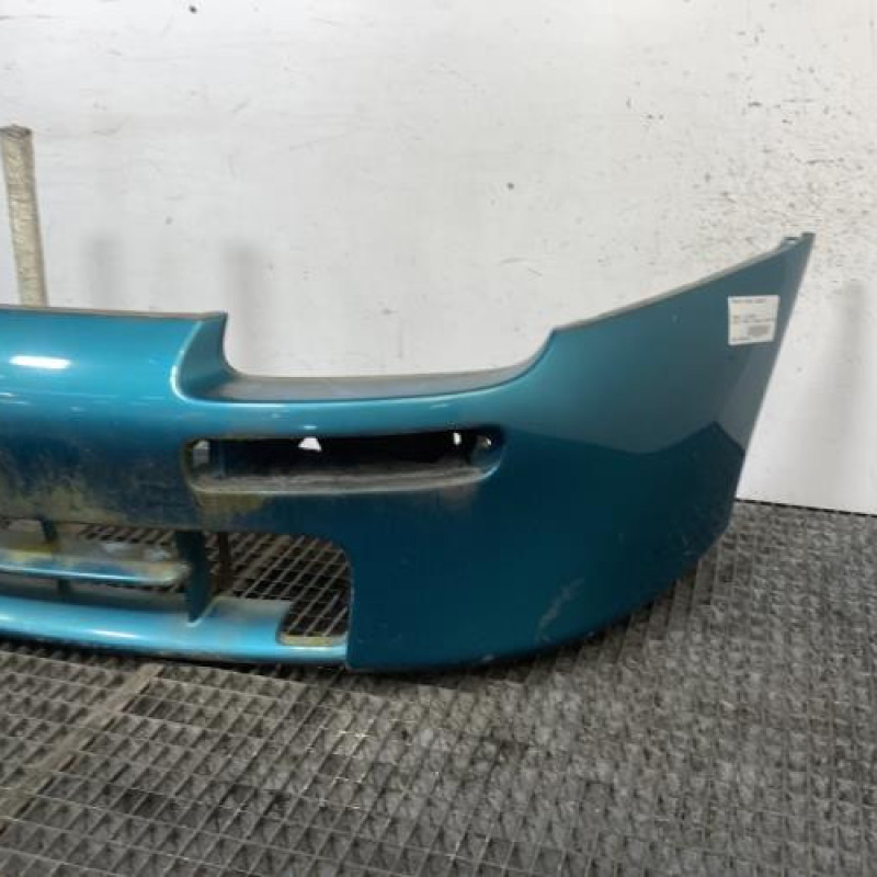 Pare choc avant MAZDA 323 5 Photo n°3