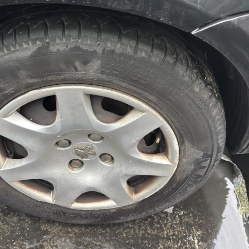 Attache ceinture arriere gauche PEUGEOT 307 Photo n°11