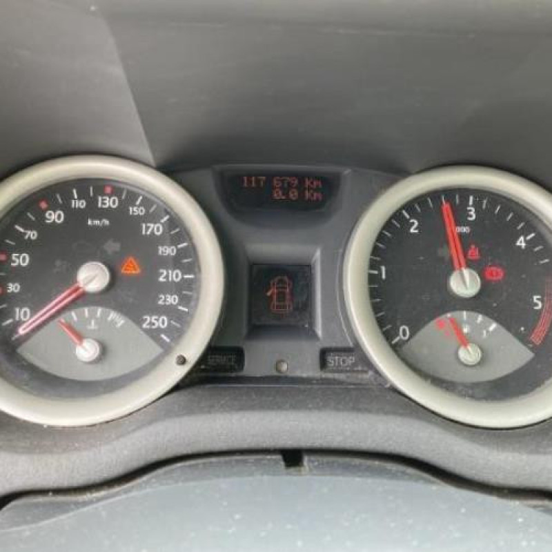 Moteur RENAULT MEGANE 2 Photo n°14