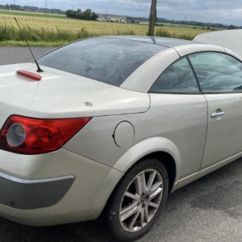 Moteur RENAULT MEGANE 2 Photo n°16