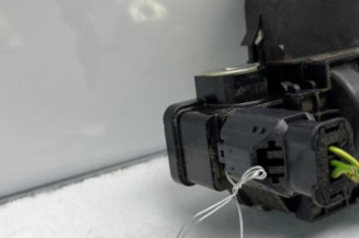 Serrure de coffre PEUGEOT 2008 1