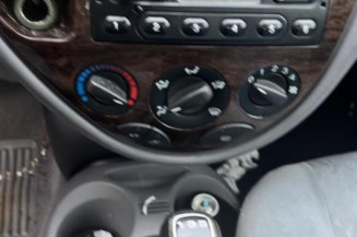 Serrure de coffre FORD FOCUS 1