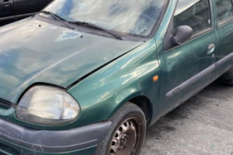 Calandre RENAULT CLIO 2