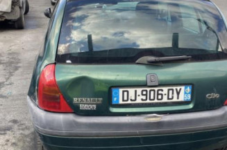Calandre RENAULT CLIO 2