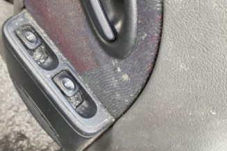 Calandre RENAULT CLIO 2