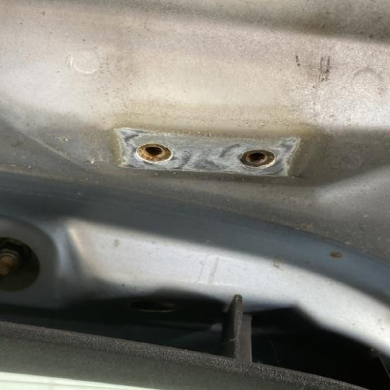 Malle/Hayon arriere CITROEN C4 1 Photo n°7