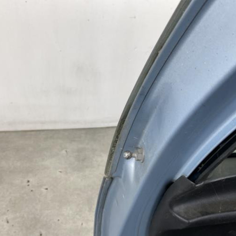 Malle/Hayon arriere CITROEN C4 1 Photo n°9