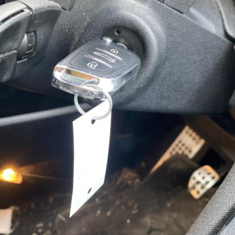 Ceinture arriere centrale PEUGEOT 308 1 Photo n°11